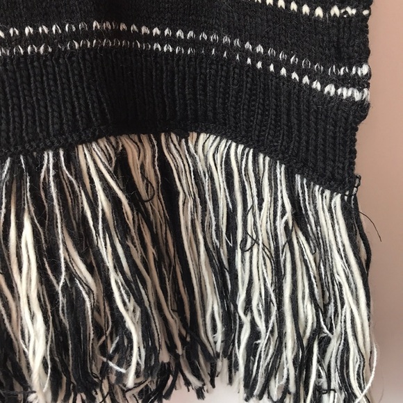 Winter scarf - Picture 2 of 3